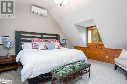 109 Valley View Court, Blue Mountains, ON - Indoor Photo Showing Bedroom