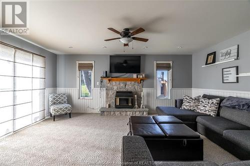 72 Collegiate Drive, Chatham, ON - Indoor Photo Showing Living Room With Fireplace