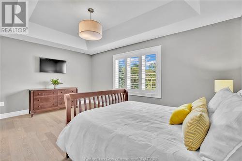 463 Martinique Avenue, Windsor, ON - Indoor Photo Showing Bedroom