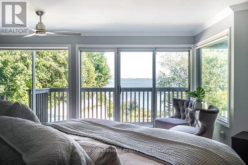 822 Danforth Place, Burlington, ON - Indoor Photo Showing Bedroom