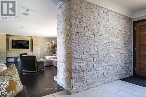 822 Danforth Place, Burlington, ON - Indoor