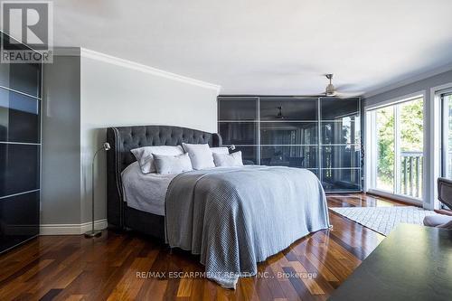 822 Danforth Place, Burlington, ON - Indoor Photo Showing Bedroom