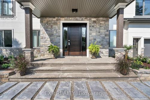 15714 Bathurst Street, King, ON - Outdoor