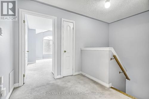 176 Matthew Boyd Crescent, Newmarket, ON - Indoor Photo Showing Other Room