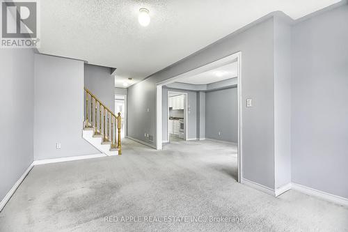 176 Matthew Boyd Crescent, Newmarket, ON - Indoor Photo Showing Other Room