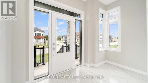 20 Ludlow Drive, Barrie, ON - Indoor Photo Showing Other Room