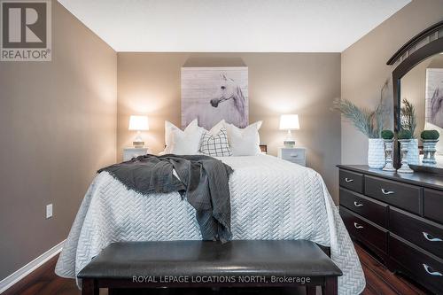 19 Lynden Street, Collingwood, ON - Indoor Photo Showing Bedroom