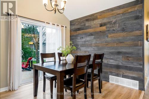 19 Lynden Street, Collingwood, ON - Indoor Photo Showing Dining Room