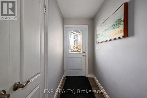 19 Locke Avenue, Clearview, ON - Indoor Photo Showing Other Room