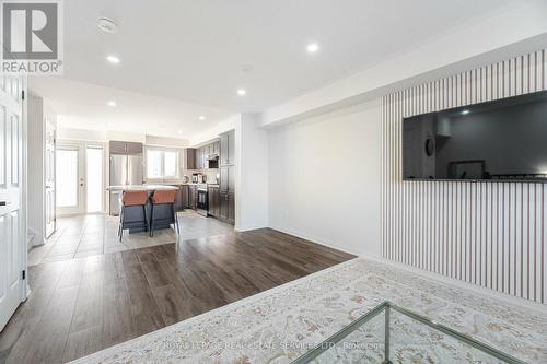 48 - 250 Sunny Meadow Boulevard, Brampton, ON - Indoor Photo Showing Living Room