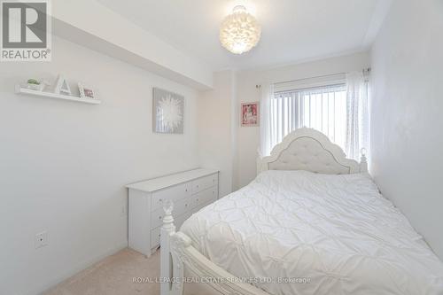 48 - 250 Sunny Meadow Boulevard, Brampton, ON - Indoor Photo Showing Bedroom