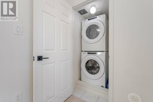 48 - 250 Sunny Meadow Boulevard, Brampton, ON - Indoor Photo Showing Laundry Room