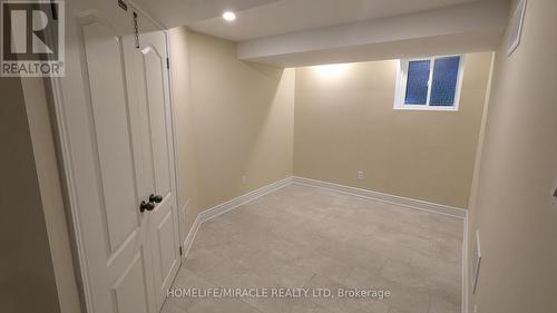 20 Hiking Court, Brampton, ON - Indoor Photo Showing Other Room