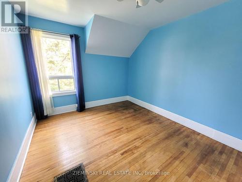 31-33 Anson Drive, Iroquois Falls, ON - Indoor Photo Showing Other Room