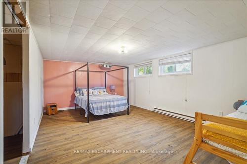 255 Brown Street, Gravenhurst, ON - Indoor Photo Showing Bedroom