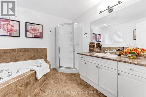 56 Pelech Crescent, Hamilton, ON - Indoor Photo Showing Bathroom