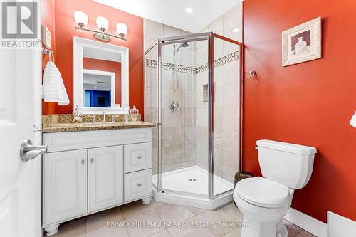 56 Pelech Crescent, Hamilton, ON - Indoor Photo Showing Bathroom