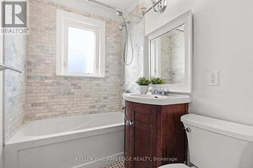 450 East 37Th Street, Hamilton, ON - Indoor Photo Showing Bathroom