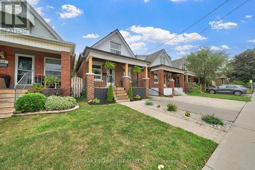 98 Cope Street, Hamilton, ON - Outdoor With Facade