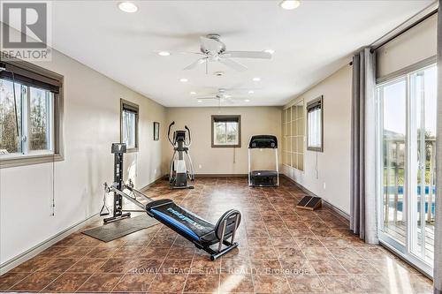 7956 Twenty Road, West Lincoln, ON - Indoor Photo Showing Gym Room