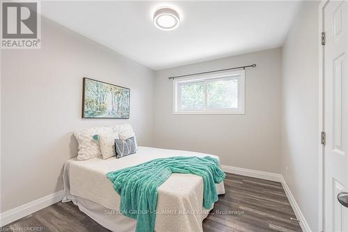 173 West 32Nd Street W, Hamilton, ON - Indoor Photo Showing Bedroom