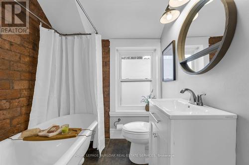 56 Junkin Street, St. Catharines, ON - Indoor Photo Showing Bathroom