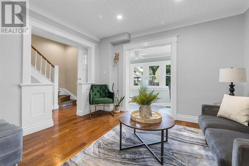 56 Junkin Street, St. Catharines, ON - Indoor Photo Showing Living Room