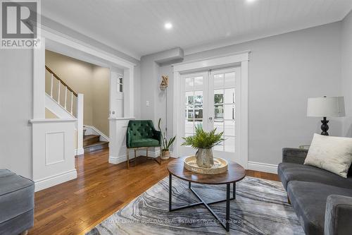 56 Junkin Street, St. Catharines, ON - Indoor Photo Showing Living Room