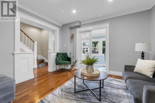 56 Junkin Street, St. Catharines, ON - Indoor Photo Showing Living Room