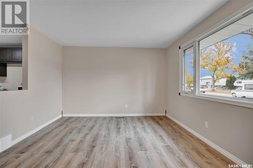 401 St Laurent Crescent, Saskatoon, SK - Indoor Photo Showing Other Room