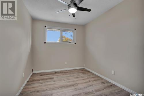 401 St Laurent Crescent, Saskatoon, SK - Indoor Photo Showing Other Room