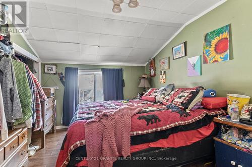 185 Hastings Street N, Bancroft, ON - Indoor Photo Showing Bedroom