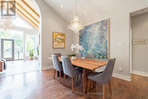 158 Mennill Drive, Springwater, ON - Indoor Photo Showing Dining Room