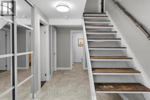 70 Huronwoods Drive, Oro-Medonte, ON - Indoor Photo Showing Other Room