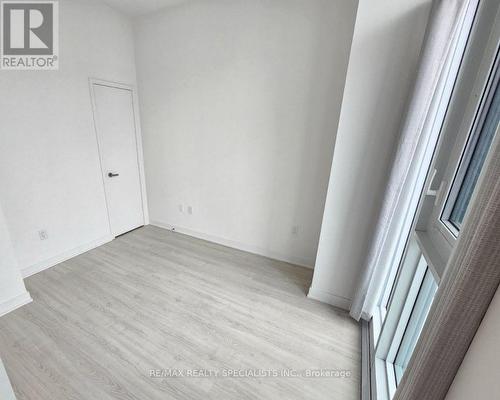 3710 - 3883 Quartz Road, Mississauga, ON - Indoor Photo Showing Other Room