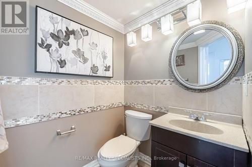 44 Kershaw Street, Brampton, ON - Indoor Photo Showing Bathroom