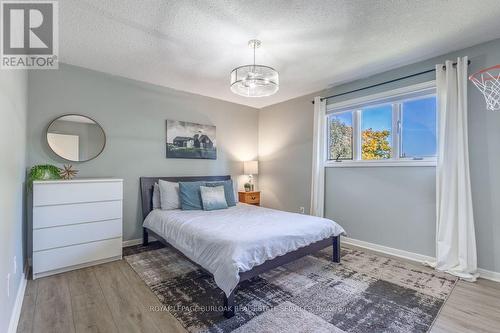 5039 Stenzel Court, Lincoln, ON - Indoor Photo Showing Bedroom