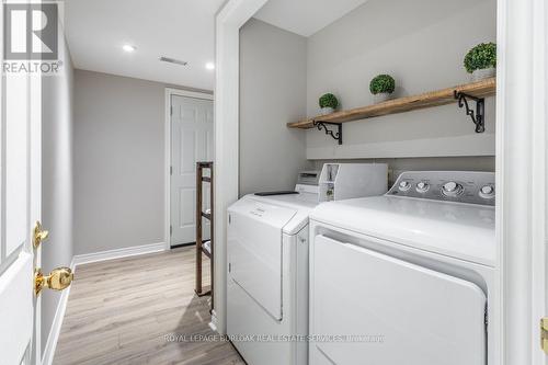 5039 Stenzel Court, Lincoln, ON - Indoor Photo Showing Laundry Room