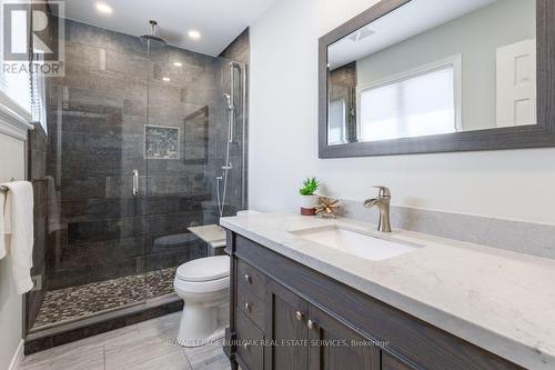 5039 Stenzel Court, Lincoln, ON - Indoor Photo Showing Bathroom