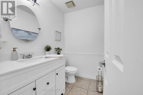 117 Olive Street, Grimsby, ON - Indoor Photo Showing Bathroom