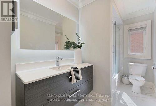 50 Green Meadows Circle, Toronto, ON - Indoor Photo Showing Bathroom