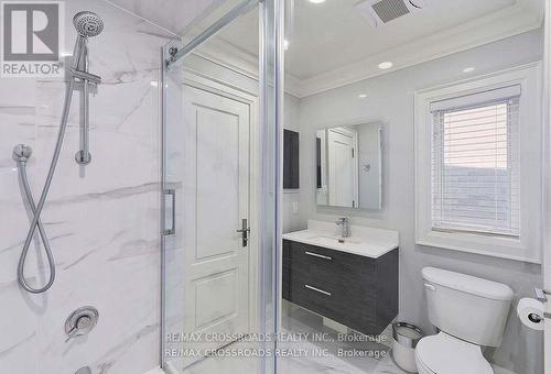 50 Green Meadows Circle, Toronto, ON - Indoor Photo Showing Bathroom