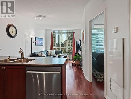 705 - 219 Fort York Boulevard, Toronto, ON - Indoor Photo Showing Kitchen With Double Sink