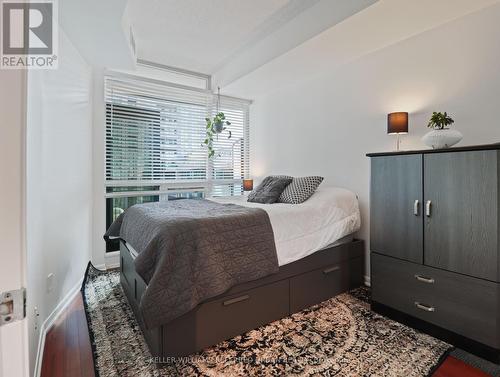 705 - 219 Fort York Boulevard, Toronto, ON - Indoor Photo Showing Bedroom