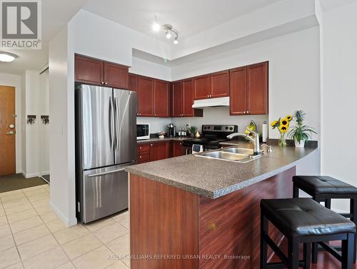 705 - 219 Fort York Boulevard, Toronto, ON - Indoor Photo Showing Kitchen With Double Sink