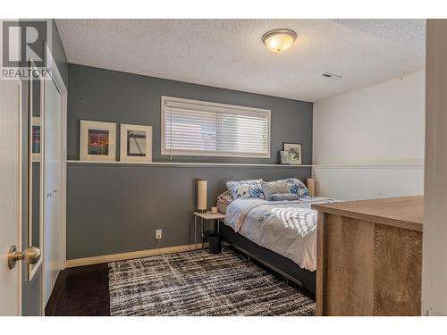 3822 Woodland Drive, Trail, BC - Indoor Photo Showing Bedroom