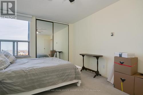 2101 - 980 Broadview Avenue, Toronto, ON - Indoor Photo Showing Bedroom