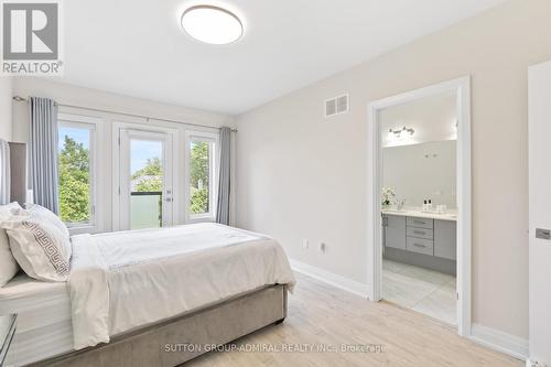 39 Harold Lawrie Lane, Markham, ON - Indoor Photo Showing Bedroom