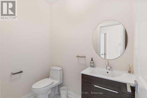 39 Harold Lawrie Lane, Markham, ON - Indoor Photo Showing Bathroom