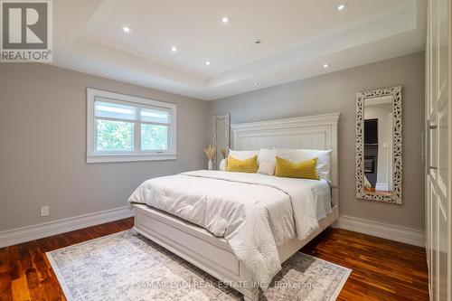 3587 Sideroad 10, Bradford West Gwillimbury, ON - Indoor Photo Showing Bedroom